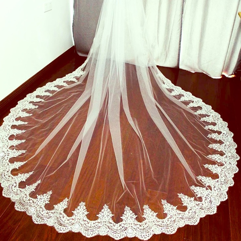 Most 🥰 Extra Long Cathedral *Veil*! 💒👰😌🌅🌈